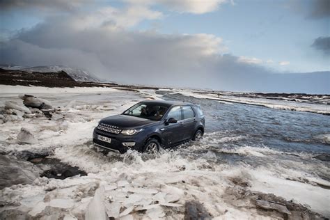 2015 Land Rover Discovery Sport Review