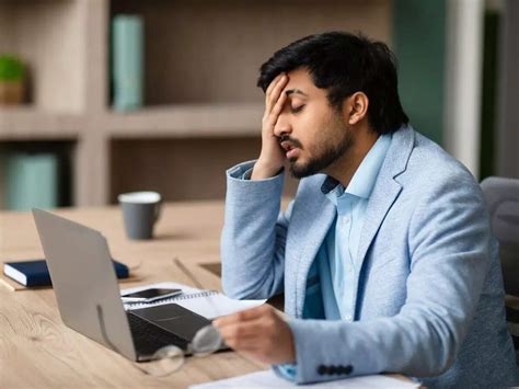 'Car with never-ending EMIs, vacations on credit': CA breaks down the ...