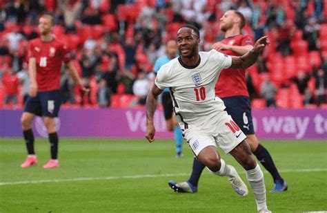 2021欧洲杯英格兰vs德国在线观看 1/8决赛英格兰对德国视频直播-皮皮游戏网