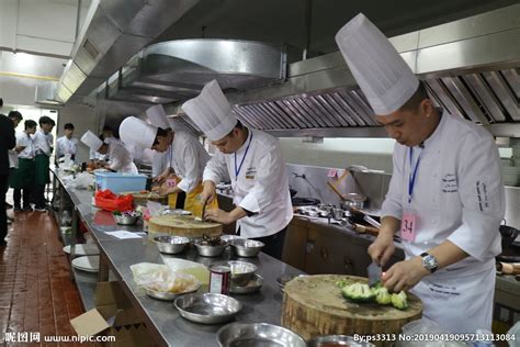 厨师厨房摄影图__其他_餐饮美食_摄影图库_昵图网nipic.com