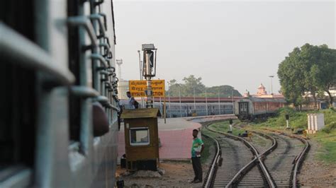 Local Long Distance Train 的图像结果
