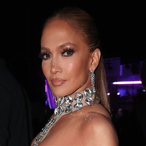 Jennifer Lopez Had the Longest Nip Slip in the History of Mankind at ...