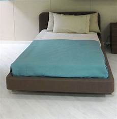 letto contenitore 1 piazza e mezza letto a 1 piazza e mezza offerta letti prezzi scontati letto contenitore 1 piazza e mezza letto a 1 piazza e mezza offerta letti prezzi scontati