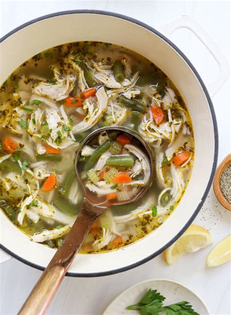 https://detoxinista.com/wp-content/uploads/2018/01/chicken-vegetable-soup.jpg?utm_source=chatgpt.com