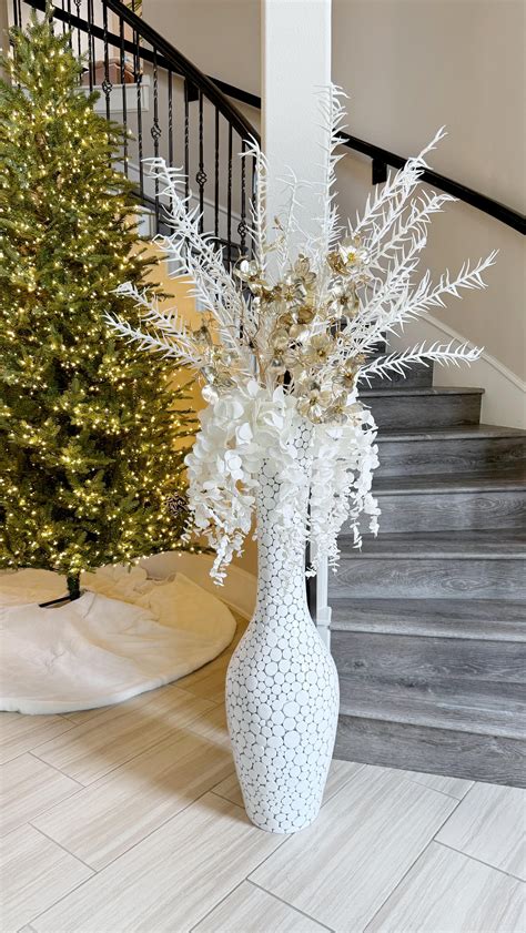 26 Lovely Vases to Scatter Throughout Your Entire House ... | Mosaic ...