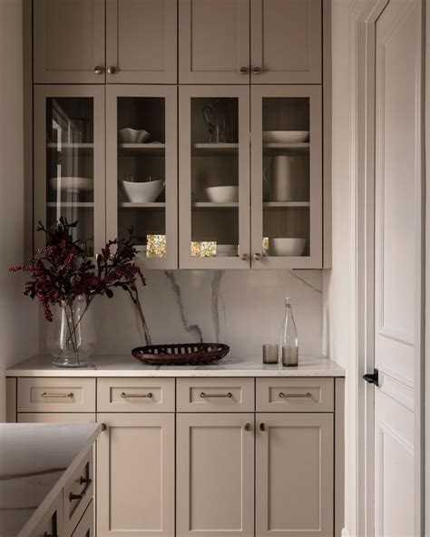 Sherwin Williams Shiitake SW 9173 Paint Color Review