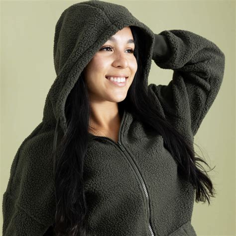 WOMEN'S SHERPA ZIP UP HOODIE – capellisport.com