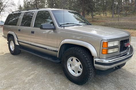 1999 GMC Suburban 1500 SLT 4x4 for Sale - Cars & Bids