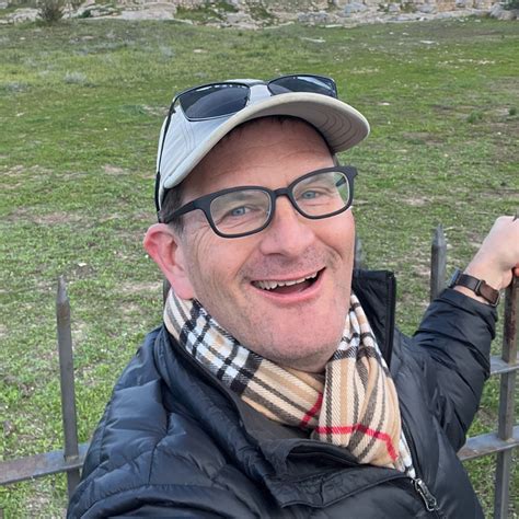 Commentary on John 20:1-18 - Working Preacher from Luther Seminary