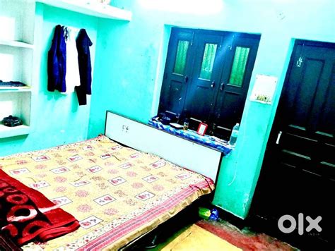 Need Room Partner - For Rent: Shops & Offices - 1813227887