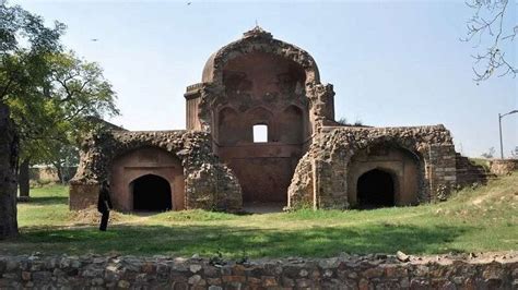 5 Must See Forts in Delhi to Learn About the City's History