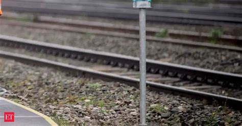 Britain may get double-decker trains to ease rush - The Economic Times