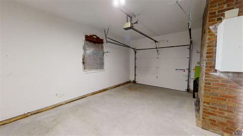 Should Drywall Touch The Floor