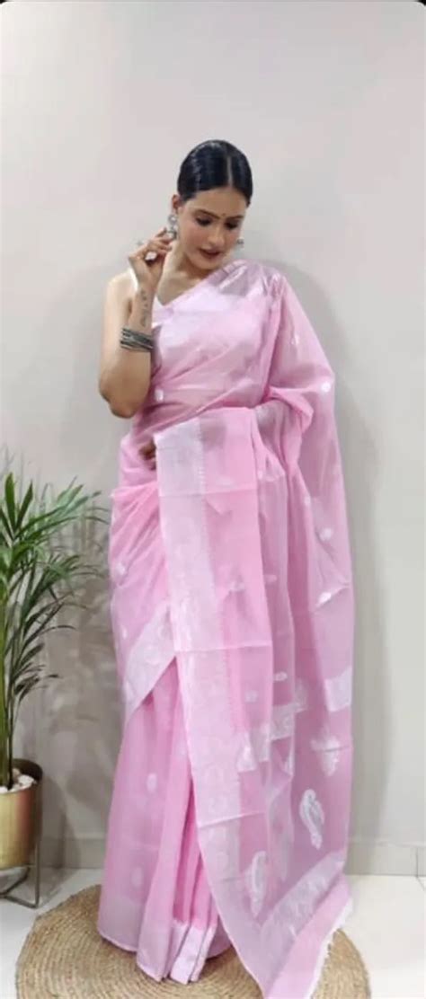 VIANTA SAREE Woven Kanjivaram,Banarasi Jacquard SOFT SILK SAREE Price ...