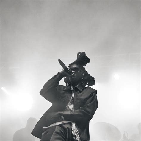 Can somebody please help me identify the key differences between the ...