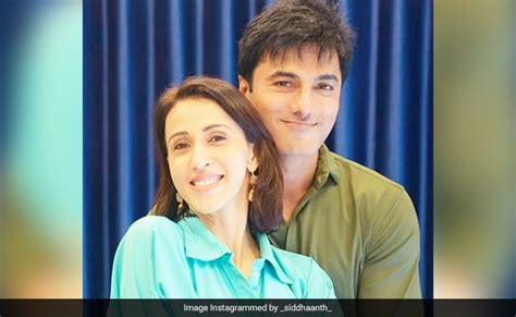 Siddhant Suryavanshi Death: पहली शादी टूटने के बाद रशियन मॉडल पर आया था ...