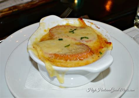 What's New at The Candy Apple Cafe?!?! - High Heels & Good Meals