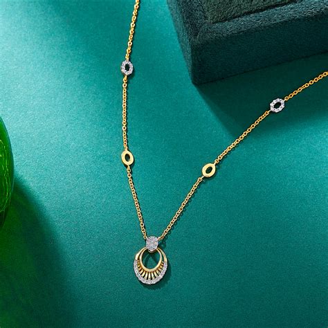 Buy Ornamented Yellow Gold Diamond Modern Necklace Online at Best Price ...