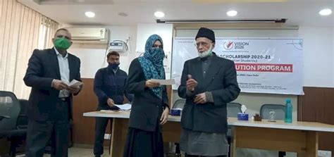 Human Welfare Foundation distributed UG-PG scholarship to 500 students ...