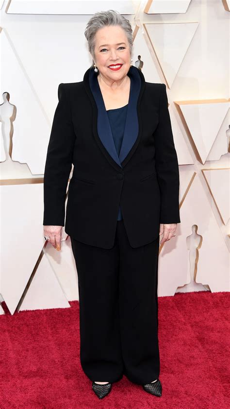 Brustkrebs geht uns alle an: 11 prominente Frauen, die die Diagnose ...