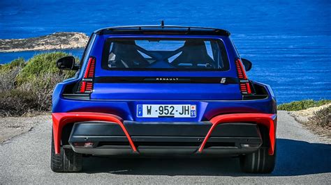 La Renault 5 Turbo 3E arriva nel 2027 al prezzo di 160.000 euro