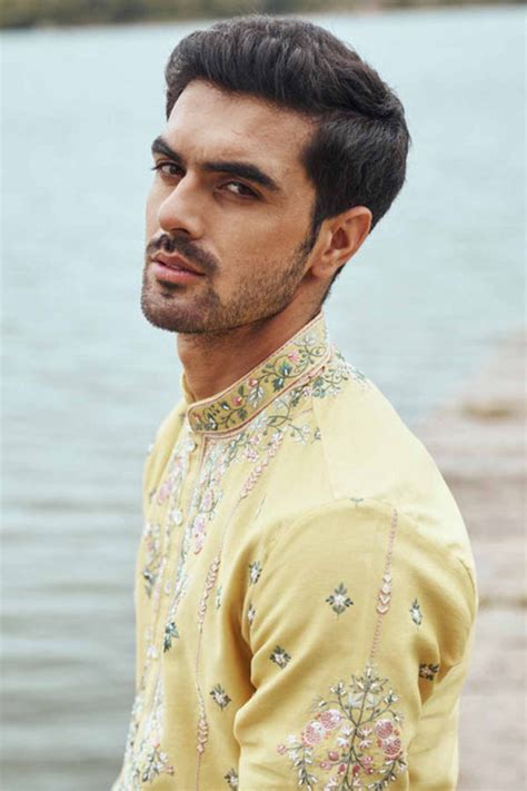 Anushree Reddy Menswear - Soft Yellow Tutty Fruity Kurta Set - Elahe