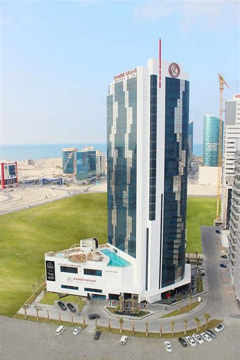 RAMEE GRAND HOTEL AND SPA (Seef) - Hotel Reviews, Photos, Rate ...
