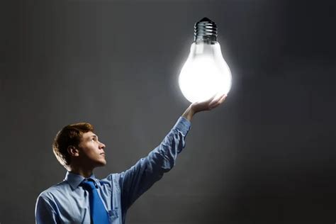 Entrepreneurship and Light Bulb 的图像结果