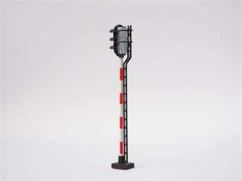 3 Aspect Railway Signal, Polish Railways, Custom Colors | Loco.Engineering