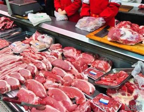 超市实拍，猪肉价格上涨的原因竟是…_都有