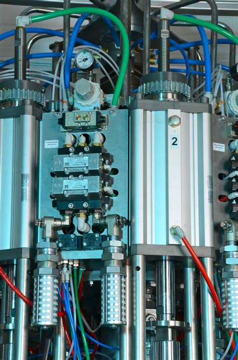 Outgass Machine 的图像结果