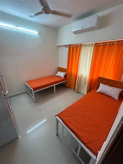 PG in Malad | Nest UP PG