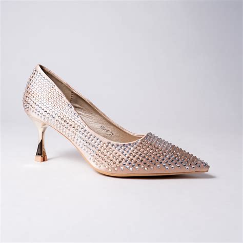 APVMD5-Pumps in-Gold and Silver. – vanson-stores