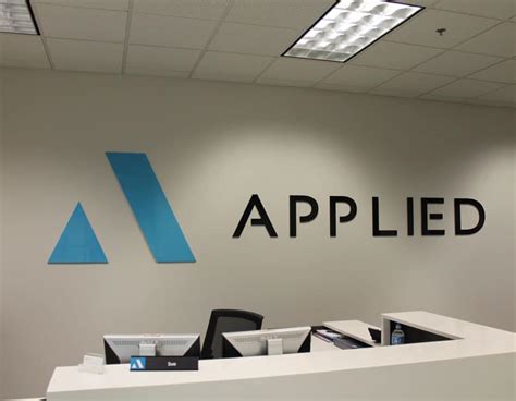 Reception Sign 的图像结果