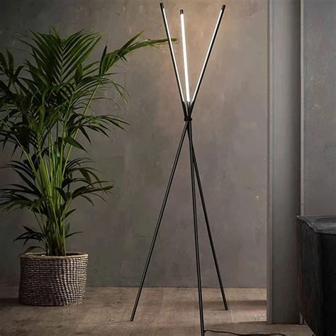 THE SEDATE PEDESTAL LAMP | Belacasa Lighting