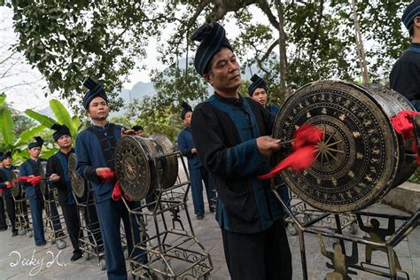 2021铜鼓是一种独特的壮族民族乐器。只要听过其音色，都会感受得到其传承已久的壮族文化内涵_铜鼓村-评论-去哪儿攻略