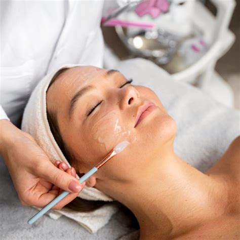 Korean Glass Skin HydraFacial | Panache & Poise