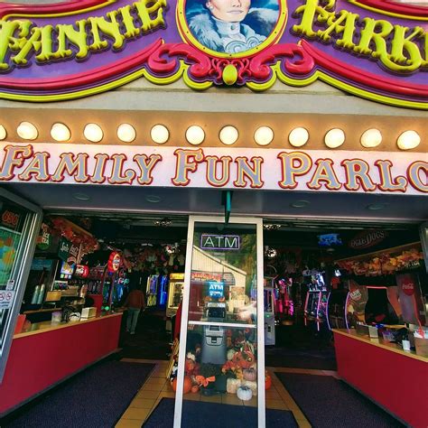 FANNIE FARKLE'S, Gatlinburg - Restaurant Reviews, Photos & Phone Number ...