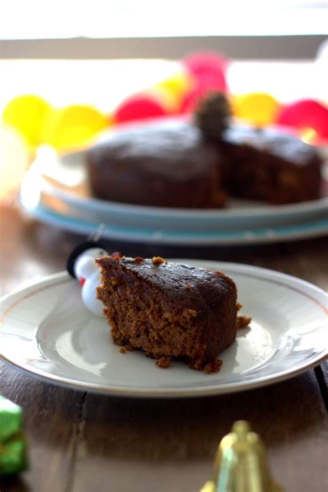 traditional plum cake