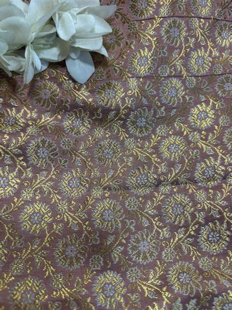 Pink Handloom Banarasi Silk Brocade Sona Roopa Flower Design Fabric ...