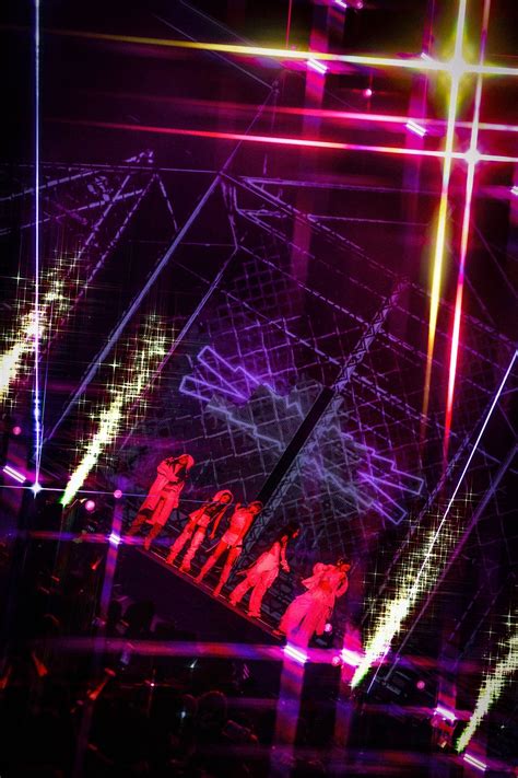 250921 - LE SSERAFIM Twitter Update - 2025 LE SSERAFIM Tour 'EASY CRAZY ...