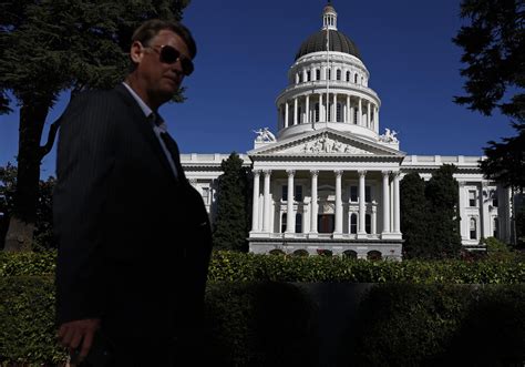 Tsunami scare: Strong waves continue; little effect on SF overnight