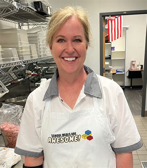 Let’s Celebrate Nutrition Workers on National Lunch Hero Day! - Canyons ...