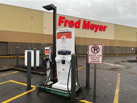 Fred Meyer Scappoose | Scappoose, OR | EV Station