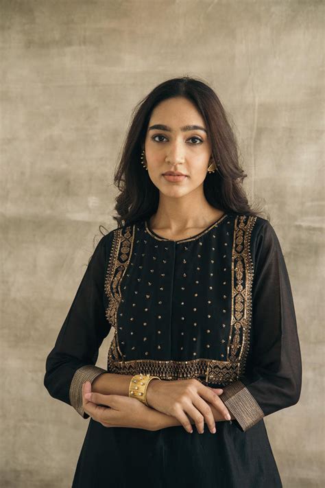 Silk Chanderi Mughal Jaal Kurta Set – Sureena Chowdhri