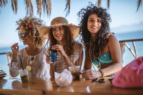 The Top 5 Best Beach Bars in the Caribbean