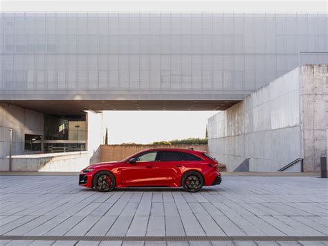 2026 Audi RS5 Avant Specs, Performance & Photos - autoevolution