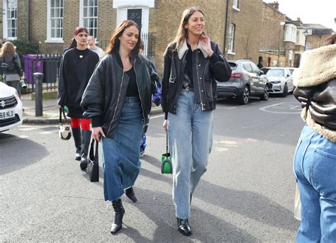 9 Comfortable Outfits Formulas for Spring, Inspired by the Street Style ...