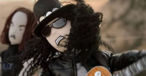 Video: Slash is back amongst us with Myles Kennedy and The Conspirators ...