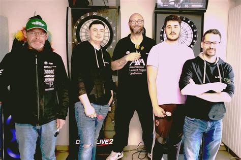 Fléchettes : deux équipes du bar Le Diwall de Plougar au championnat de ...